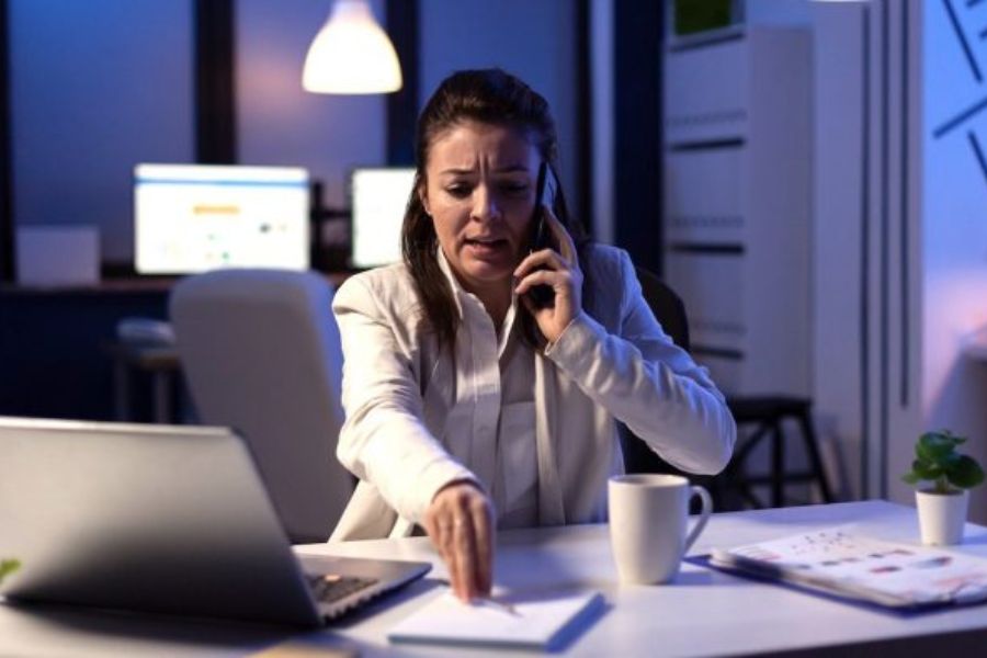 Evitar el síndrome del trabajador burbuja: mantener el equilibrio laboral